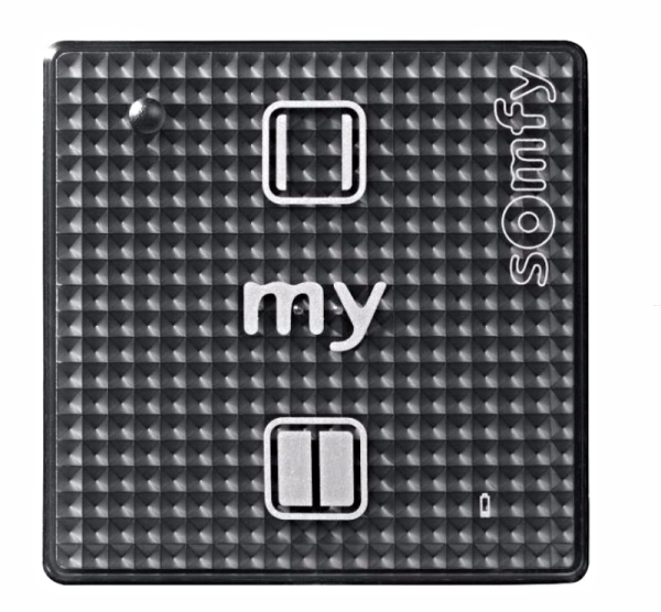 Nadajnik SMOOVE 1 O/C RTS Black Shine – elegancki naścienny pilot do zasłon Somfy RTS.