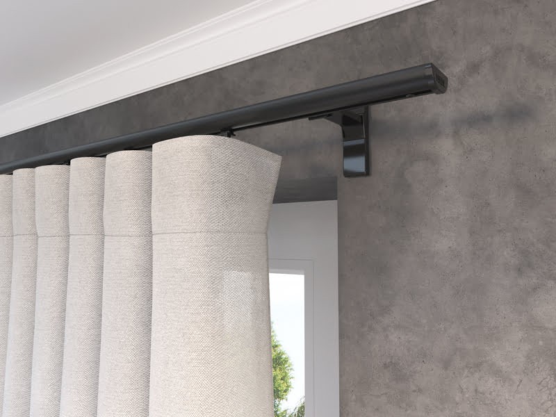 Czarna szyna DS – aluminiowa, trwała i elegancka, idealna do wnętrz w stylu nowoczesnym i loftowym